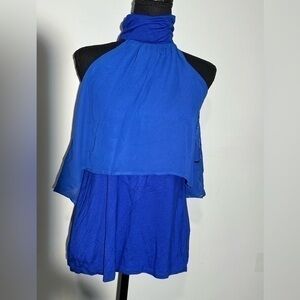 Cable & gauge Layered Blue Top Size Small